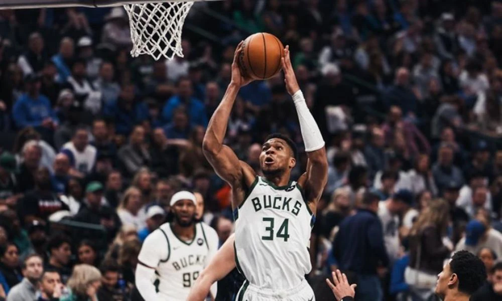 Η ομάδα του «Greek Freak» ηττήθηκε από τους Τζαζ: Oι 33 πόντοι του Γιάννη δεν ήταν αρκετοί